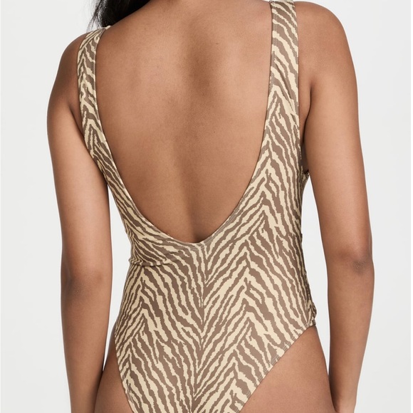 NWT Charlie holiday Effie one piece print swimsuit - Picture 2 of 8